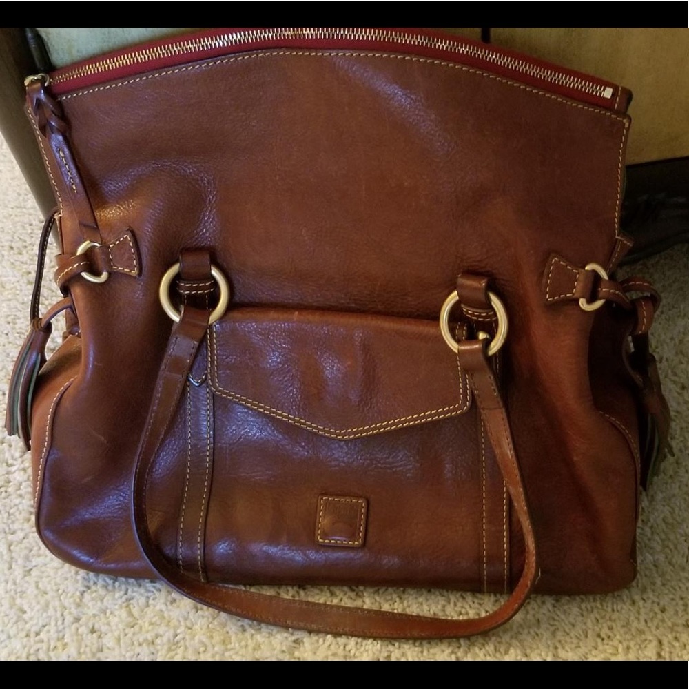 Brown Purse with gold accents, great condition